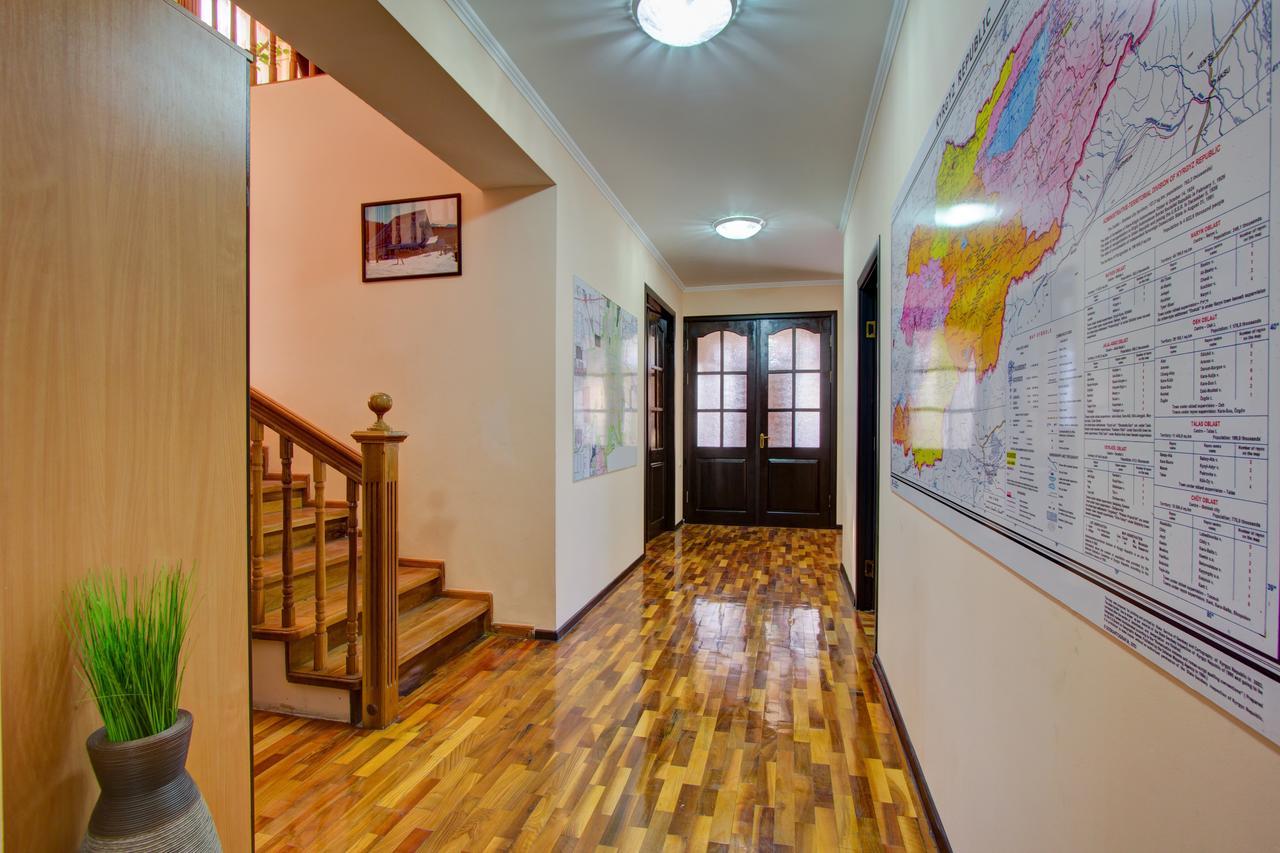 Centre Hostel Bishkek Esterno foto